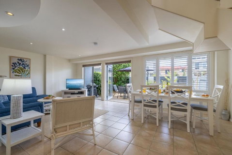 Sandcastles 4 -8 Ala Moana Way - Yamba Accommodation 1