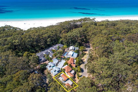 Sandpiper, Hyams Beach - Yamba Accommodation 1