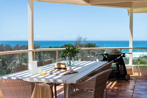 Sandrift Two - Oceanstays - Yamba Accommodation 1