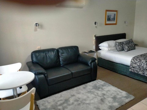 Sandstock Motor Inn Armidale - Yamba Accommodation 1