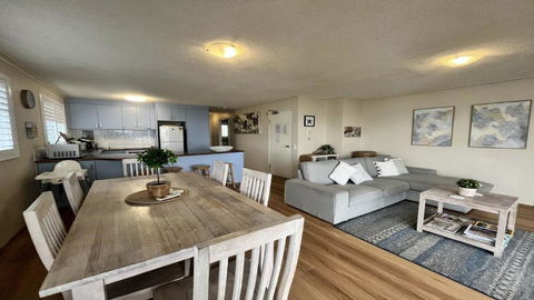 Sandy Cove Unit 6 - Yamba Accommodation 2