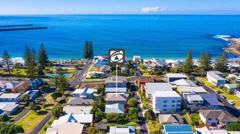 Seagrass Unit 2 - Yamba Accommodation 3