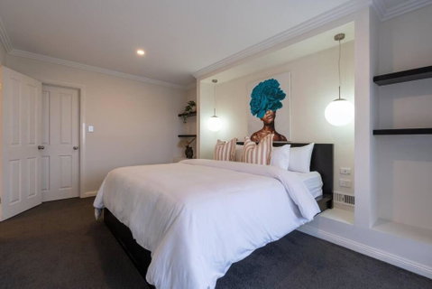 Sun Seeker At Marino - Expansive Luxury Pool Home - Yamba Accommodation 2