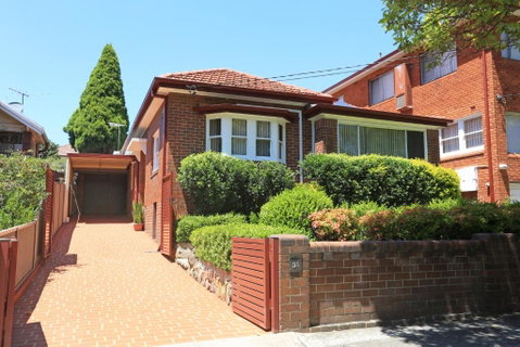 Sydney, Bexley North Holiday Home 3bedrooms, Free Parking, Close To Train Station And CBD - Yamba Accommodation 0