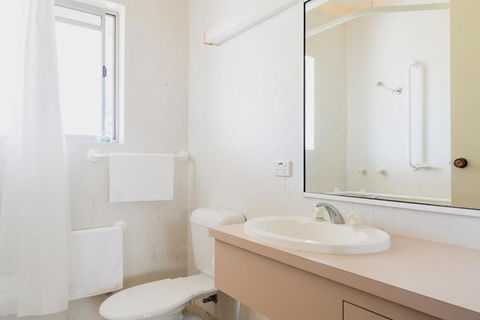 Tarcutta Retreat - Yamba Accommodation 2