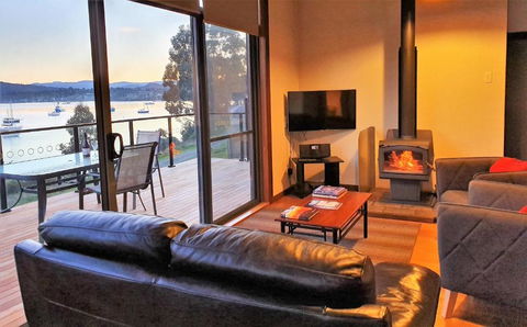 The Beach House- Private Jacuzzi And Wood Fire! - Yamba Accommodation 1
