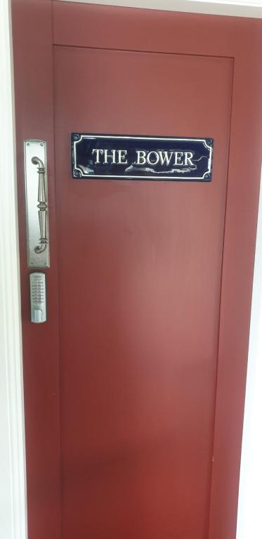 The Bower@ Kings Cottage - Yamba Accommodation 3