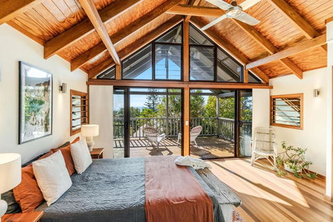 The Hideaway In Angourie - Hear The Waves Break On Spooky Beach - Yamba Accommodation 0