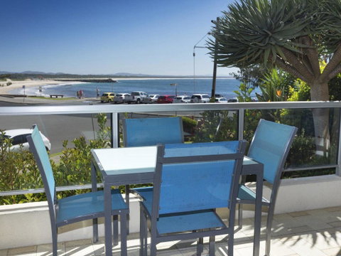 Beachpoint G2 - Yamba Accommodation 2