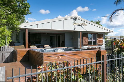 Beachside Cottages - Yamba Accommodation 1