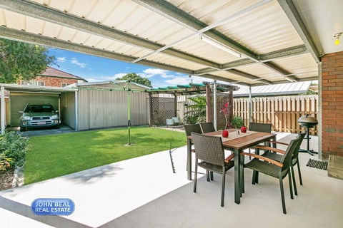 Beachside Holiday Home - Yamba Accommodation 1