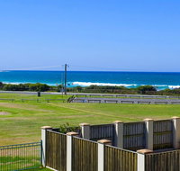 Beachside Retreat - Yamba Accommodation