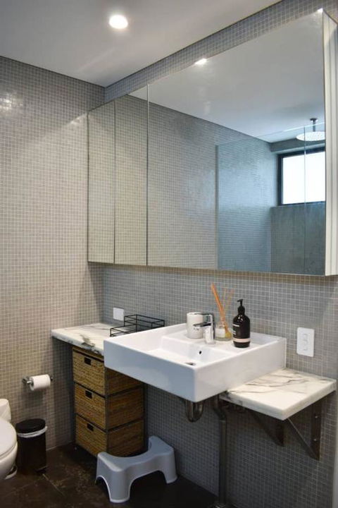 Beautiful Beachside Apartment In Bondi - Yamba Accommodation 3