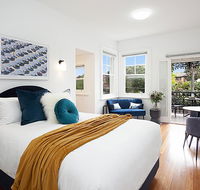 Beautiful Studio in Heritage Building with Balcony - Yamba Accommodation