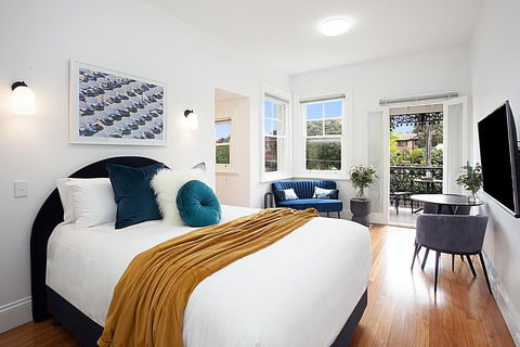 Beautiful Studio In Heritage Building With Balcony - Yamba Accommodation 0