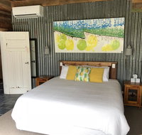 Bed in a Shed Vineyard Stay - Yamba Accommodation