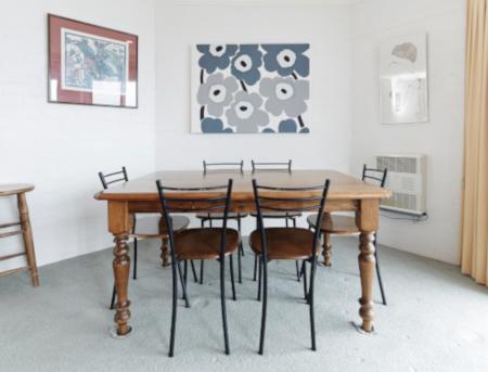 Beehive 14 - Yamba Accommodation 2