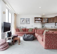 Beehive 14 - Yamba Accommodation