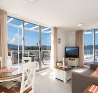 Bella Mare - 2 Bedroom Ocean View Terrace Apt - Yamba Accommodation