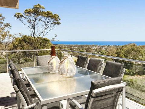 Bella Vista - Simply Stunning, Amazing Panoramic Bay Views! - Yamba Accommodation 3