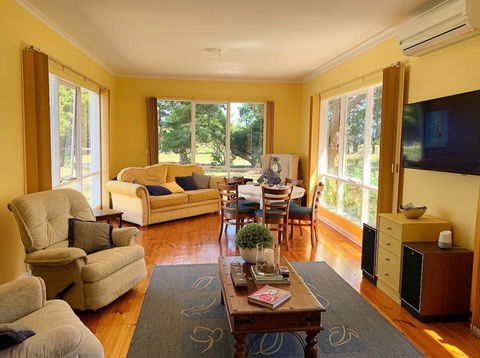 Bellaghy Cottage - Yamba Accommodation 0
