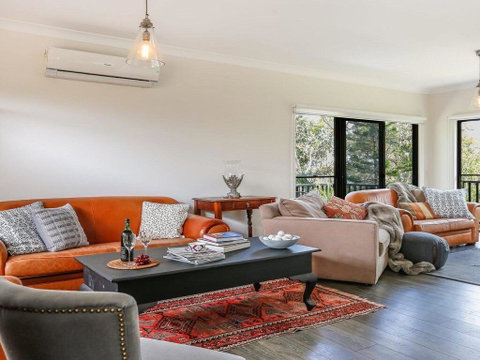 Bellara - Your Home Among The Gum Trees! - Yamba Accommodation 1