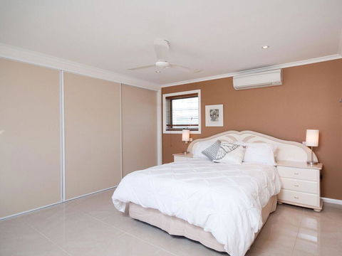 Bellima Beach House', 9 Jackson Close - Huge Duplex With Air Con And Fabulous Views - Yamba Accommodation 1