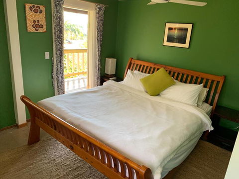 Bellingen Treehouse - Yamba Accommodation 0