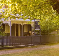 Belmont at Beechworth 2 bedrooms 2 bathrooms 2 couples - Yamba Accommodation