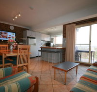 Benny's 3/25 Park Road - Yamba Accommodation