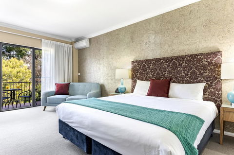Berry Village Boutique Motel - Yamba Accommodation 0