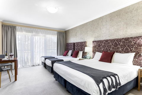 Berry Village Boutique Motel - Yamba Accommodation 1