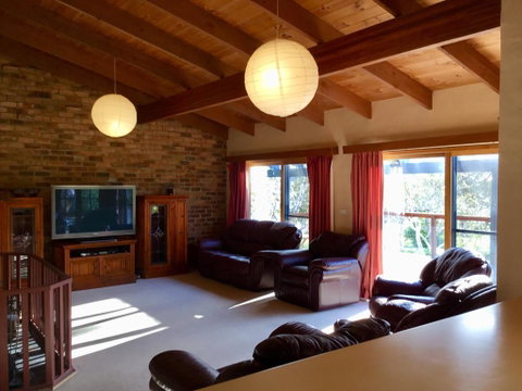 Beulah By The Lake - Yamba Accommodation 2