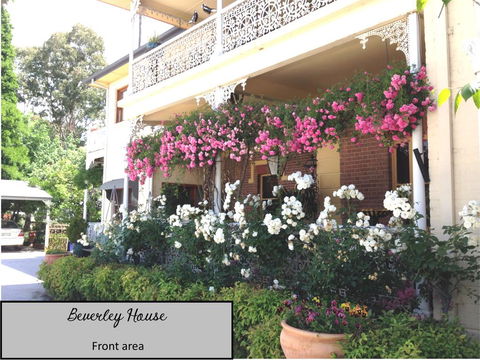 Beverley House - Yamba Accommodation 0