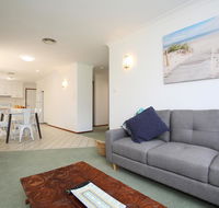 BILL'S - Yamba Accommodation