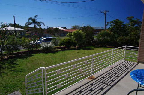 Billy's On Main, 44 Main Street - Yamba Accommodation 3