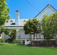 Blake House - iconic coastal homestead - Yamba Accommodation