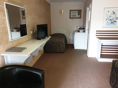Blayney Central Motel - Yamba Accommodation 1