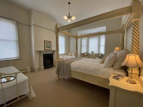 Blayney House - Yamba Accommodation 0
