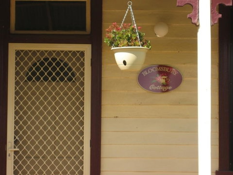 Bloomsbury Cottage - Yamba Accommodation 3