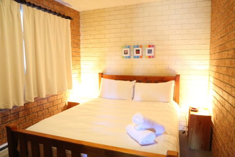 Blue Gums 1 - Yamba Accommodation 2