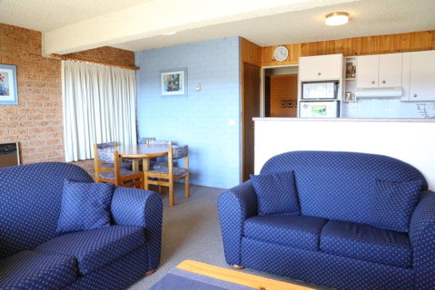 Blue Gums 1 - Yamba Accommodation 3