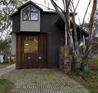 Blue Ice - Yamba Accommodation