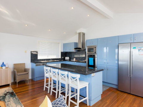 Blue Waters At Gerroa - Yamba Accommodation 2