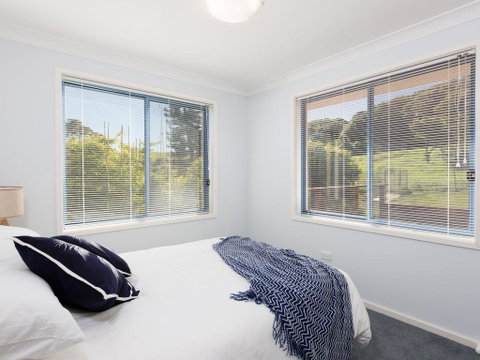 Blue Waters At Gerroa - Yamba Accommodation 3