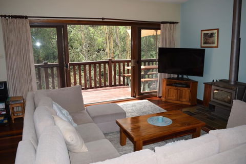 Bluebell Cottage - Yamba Accommodation 3