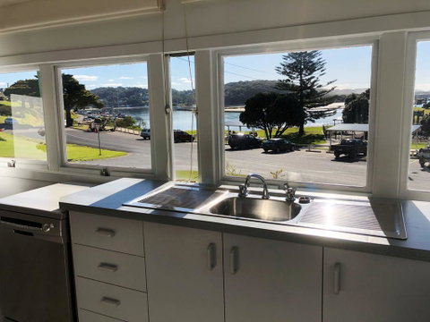 Bluewater House - Yamba Accommodation 1