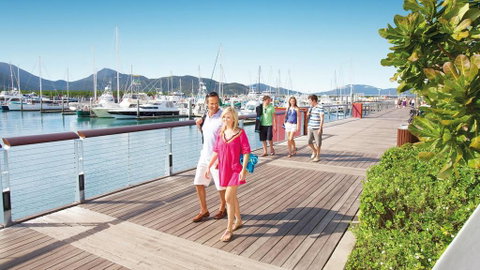 Boatel Cairns - Yamba Accommodation 1