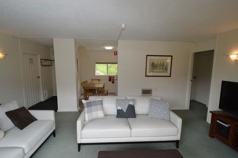 Bobuck 3B - Yamba Accommodation 2