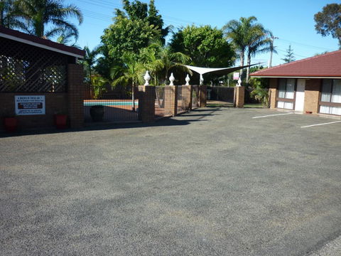 Bomaderry Motor Inn - Yamba Accommodation 3